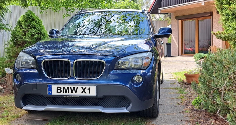 BMW X1 cena 33500 przebieg: 265000, rok produkcji 2011 z Koszalin małe 79